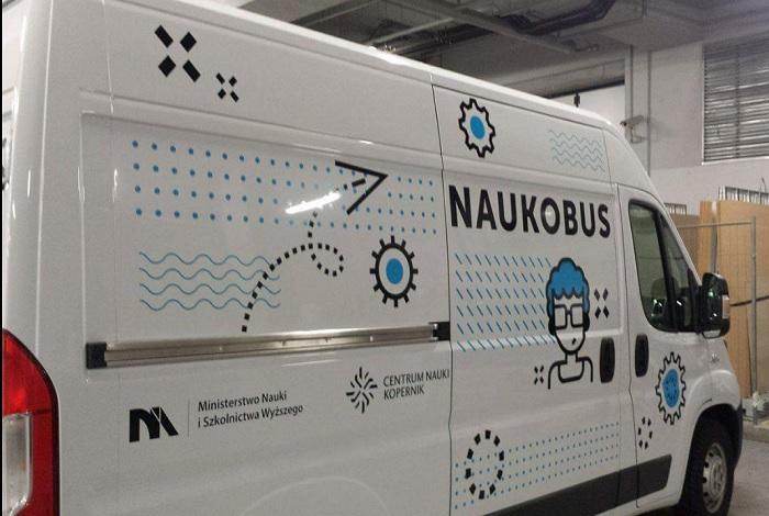 Naukobus